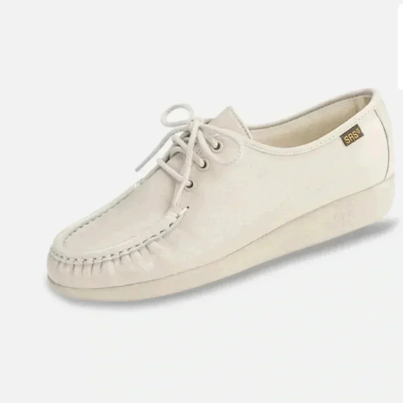 SAS Siesta - Lace Up Loafer size 9 LIKE NEW - Picture 1 of 9